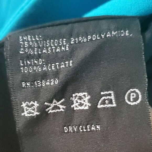 CARLISLE Blue Coat with Tailored Silhouette and Stand-Up Collar - Picture 6 of 7